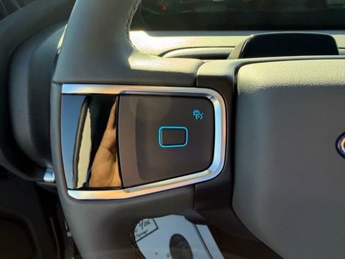 New 2025 Ford Expedition Max Active image 15