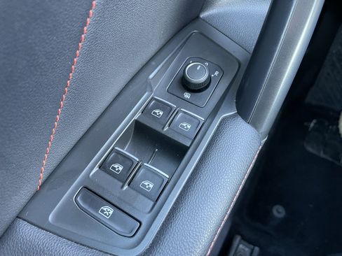 Used 2024 Volkswagen Tiguan Wolfsburg Edition image 24