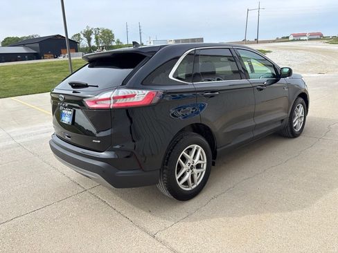 Used 2024 Ford Edge SEL w/ Convenience Package AWD/4WD image 4