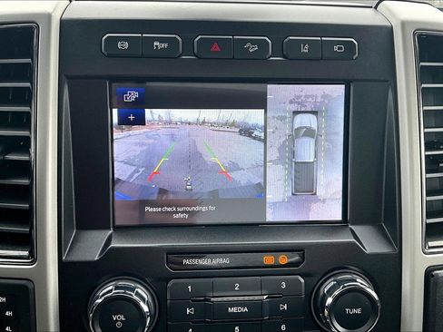 Certified 2020 Ford F350 Lariat image 14