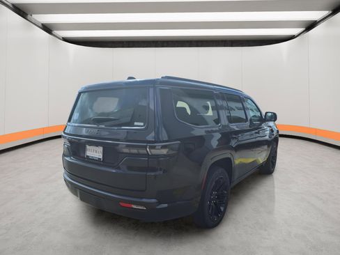 New 2026 Jeep Grand Wagoneer Limited AWD/4WD image 6
