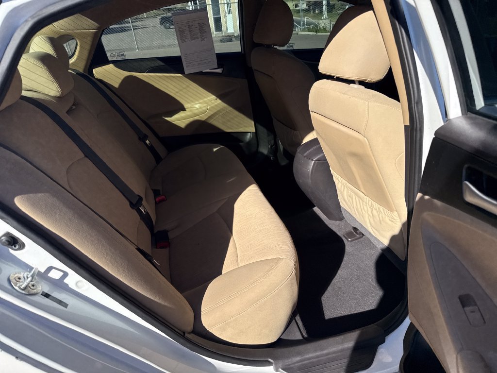 Used 2014 Hyundai Sonata GLS FWD image 23