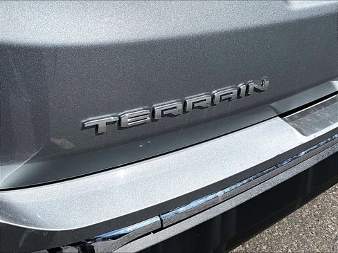 Used 2023 GMC Terrain SLT AWD/4WD image 27
