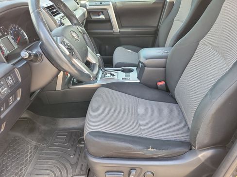 Used 2015 Toyota 4Runner SR5 RWD image 3