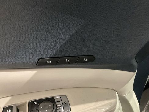 New 2026 Kia Carnival EX FWD image 10