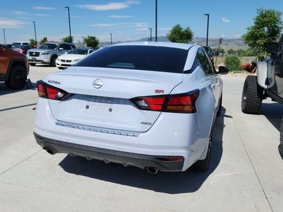 Used 2023 Nissan Altima 2.5 SR w/ SR Premium Package