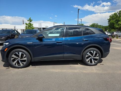 Certified 2023 Volkswagen ID.4 Pro AWD/4WD image 2