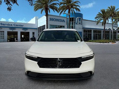 Used 2025 Honda Accord SE image 3