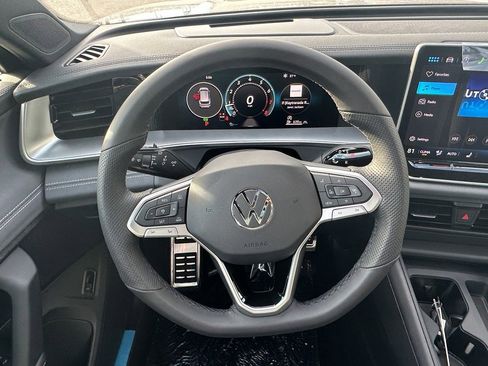 New 2026 Volkswagen Tiguan SE R-Line AWD/4WD image 11