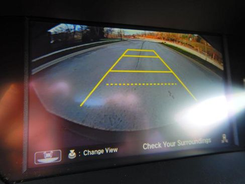 Used 2017 Acura RDX 6-Spd AT AWD w/ Technology Pac image 18