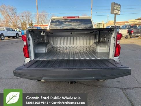 Used 2022 Chevrolet Silverado 1500 LT Trail Boss w/ Safety Package image 30