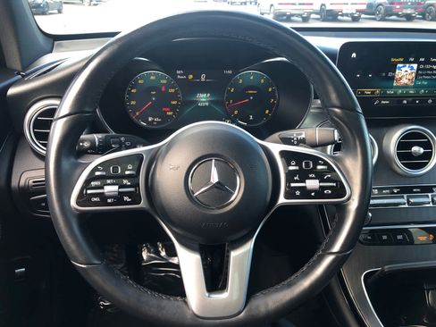 Used 2022 Mercedes-Benz GLC 300 4MATIC image 9