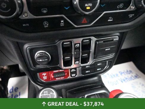 Used 2024 Jeep Wrangler Unlimited Rubicon image 33