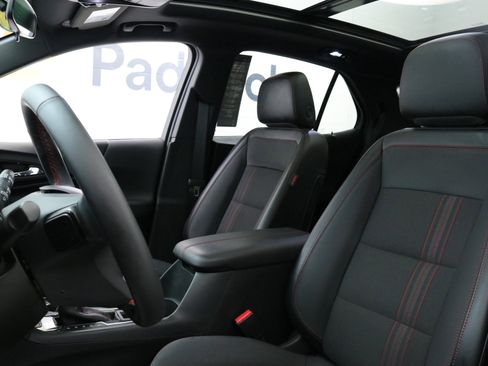 Certified 2024 Chevrolet Equinox RS image 25