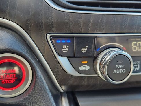 Used 2021 Honda Accord Touring image 29