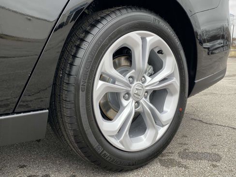 New 2025 Honda Accord LX image 9