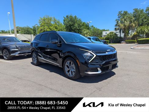 Certified 2023 Kia Sportage SX image 1