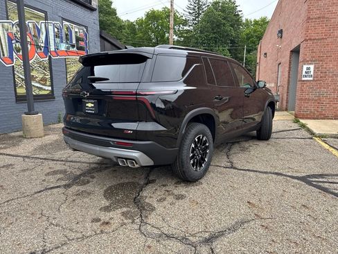New 2026 Chevrolet Traverse Z71 w/ Enhanced Driving Package AWD/4WD image 4