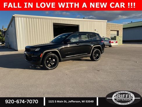 New 2025 Jeep Grand Cherokee Limited w/ Luxury Tech Group II image 1