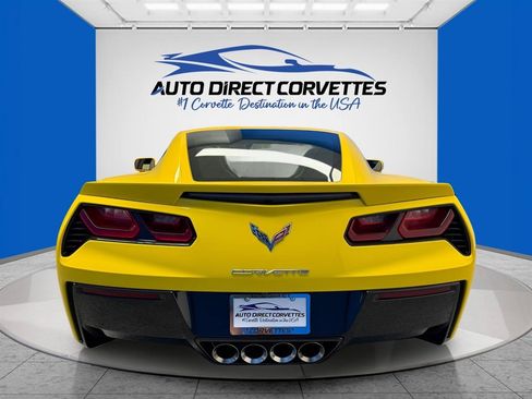 Used 2016 Chevrolet Corvette Stingray Coupe RWD image 9