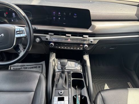 Used 2023 Kia Telluride S FWD image 16