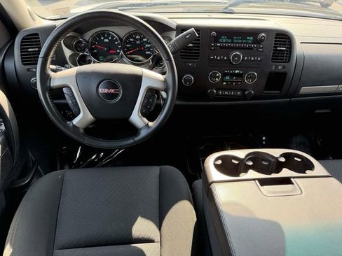 Used 2014 GMC Sierra 2500 SLE w/ SLE Preferred Package AWD/4WD image 10