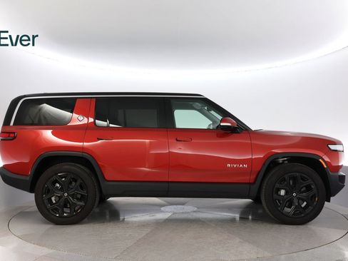 Used 2024 Rivian R1S Adventure Dual AWD/4WD image 13