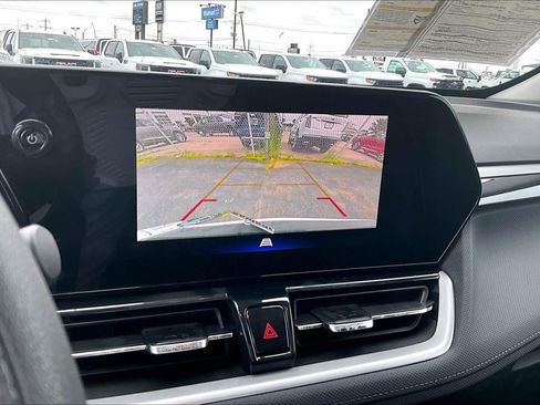 Used 2025 Chevrolet TrailBlazer LT FWD image 22