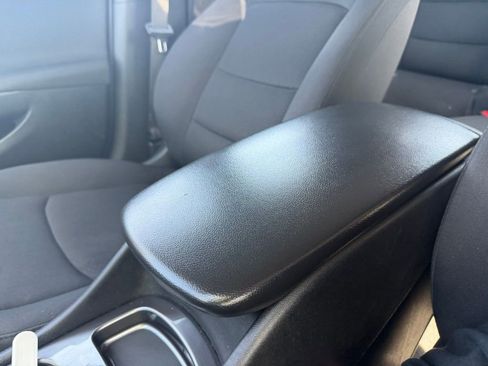 Used 2022 Chevrolet Malibu RS FWD image 19