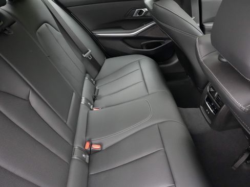 Certified 2025 BMW M340i RWD image 36