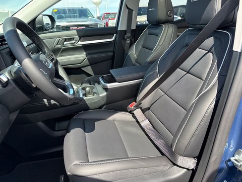 New 2026 GMC Terrain Denali AWD/4WD image 17
