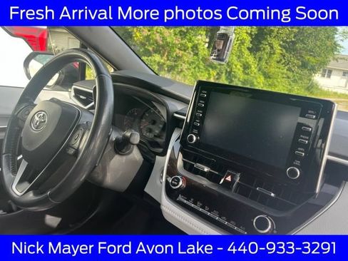 Used 2020 Toyota Corolla SE w/ SE Premium Package FWD image 12