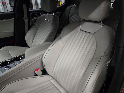 Used 2022 Genesis G70 3.3T AWD/4WD image 17