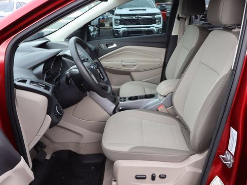 Used 2015 Ford Escape SE AWD/4WD image 4