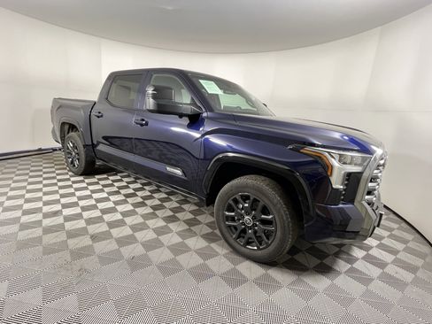 Used 2024 Toyota Tundra Platinum image 7