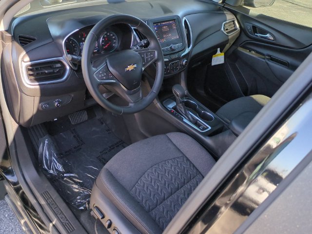 Used 2024 Chevrolet Equinox LT FWD image 11