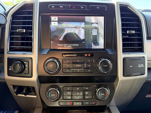Used 2019 Ford F250 Lariat w/ Lariat Ultimate Package image 27