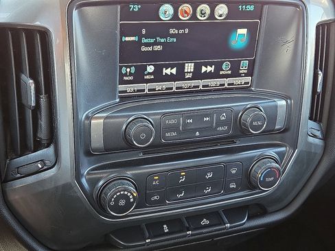 Used 2018 Chevrolet Silverado 1500 LT RWD image 22