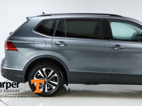 Used 2023 Volkswagen Tiguan S image 11