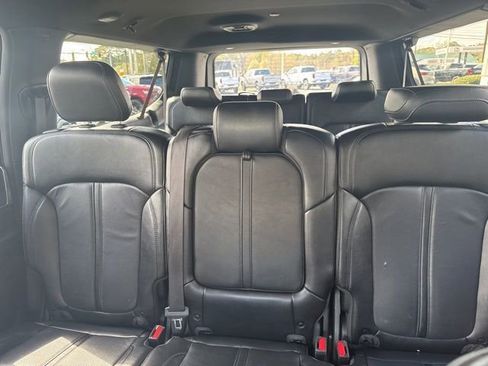 Used 2024 Jeep Wagoneer L Series II w/ Flexible Seating Group AWD/4WD image 13