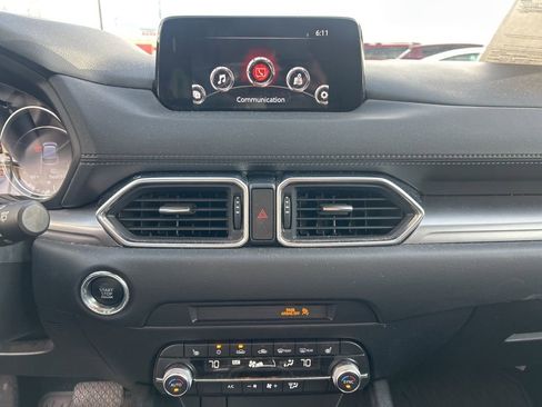 Used 2019 MAZDA CX-5 Touring image 17