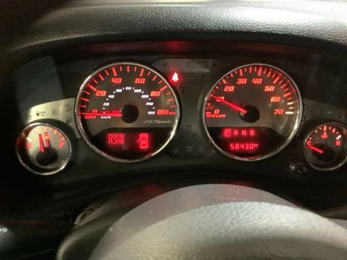 Used 2018 Jeep Wrangler Unlimited Rubicon w/ Connectivity Group AWD/4WD image 33