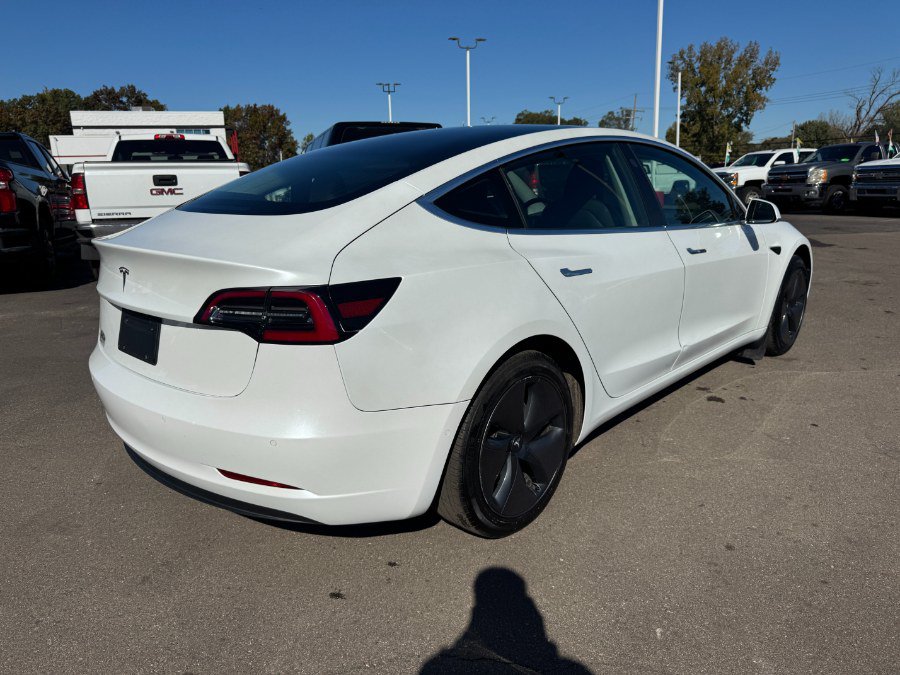 Used 2019 Tesla Model 3 Mid Range RWD image 5