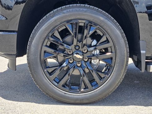 New 2026 Chevrolet Silverado 1500 High Country AWD/4WD image 7