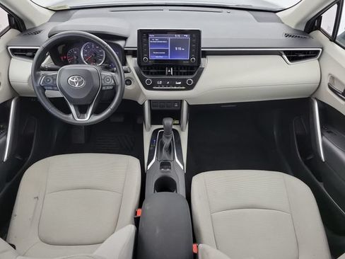 Used 2022 Toyota Corolla Cross LE FWD image 16
