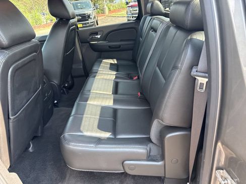 Used 2013 Chevrolet Silverado 1500 LTZ w/ LTZ Plus Package AWD/4WD image 15