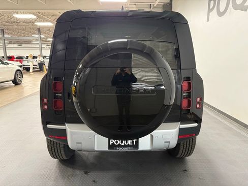 Used 2024 Land Rover Defender 110 S AWD/4WD image 5