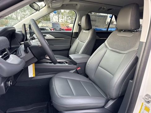 New 2026 Ford Explorer Active w/ Active Comfort Package image 16