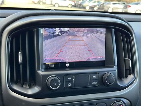 Used 2021 Chevrolet Colorado Z71 image 10
