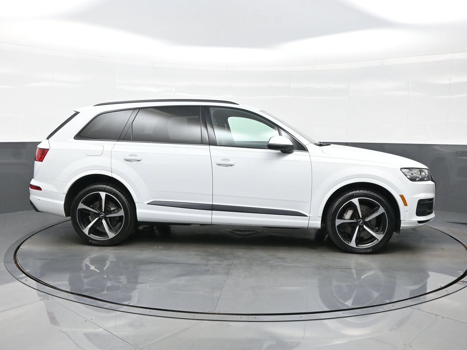 Used 2019 Audi Q7 3.0T Prestige AWD/4WD image 7
